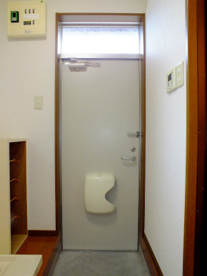 Entrance. Around the entrance