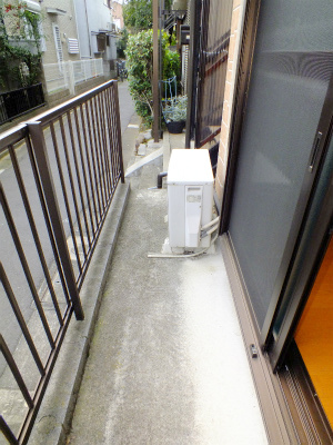 Balcony. Front space