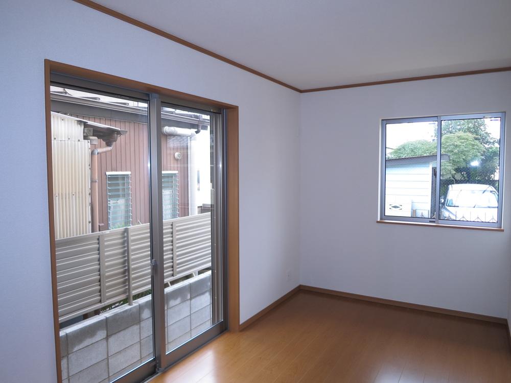 Non-living room. Indoor (10 May 2013) Shooting