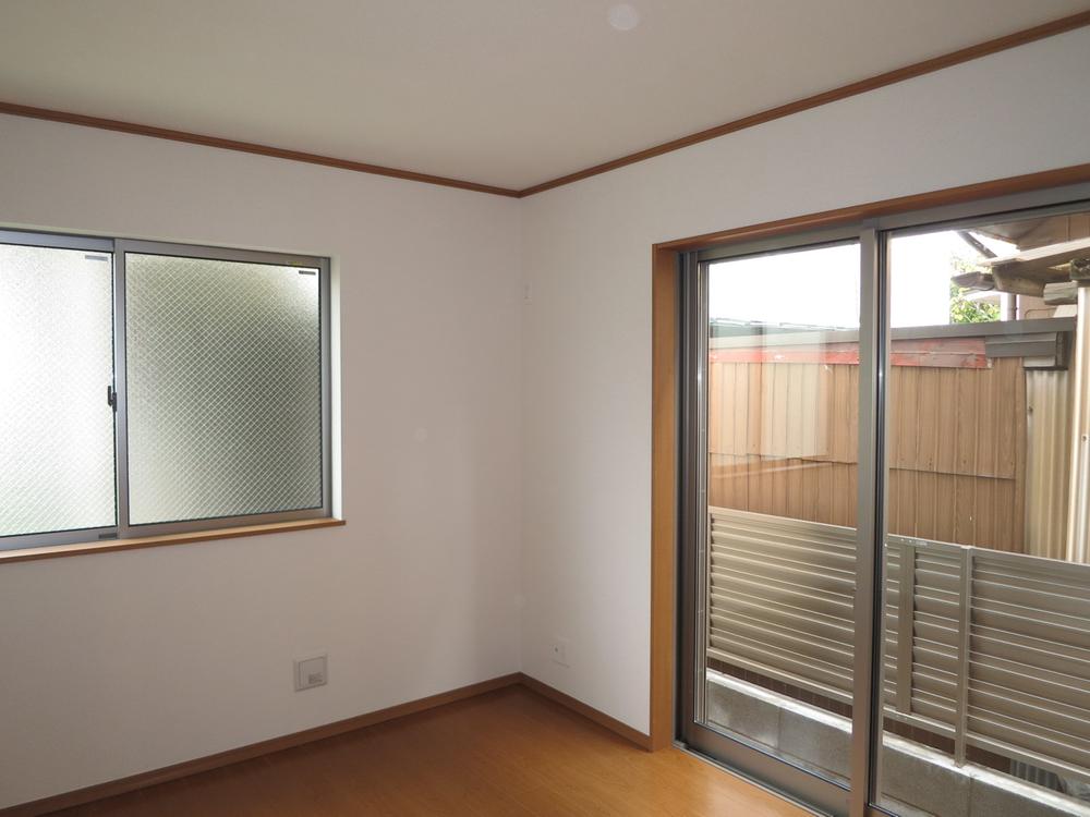 Non-living room. Indoor (10 May 2013) Shooting