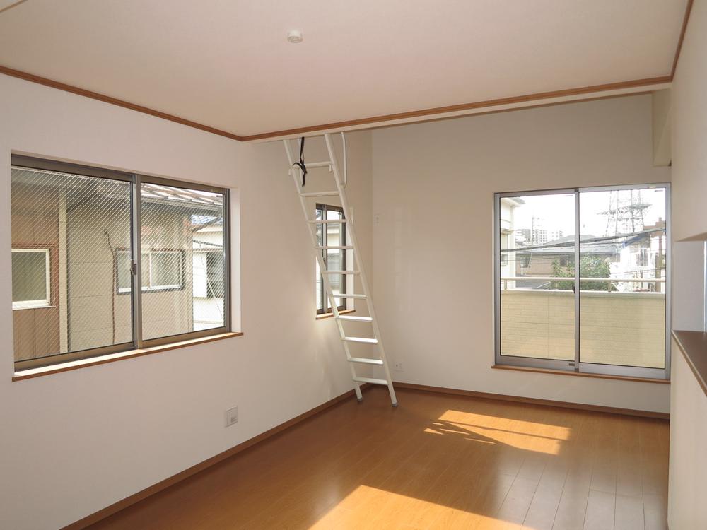 Living. Indoor (10 May 2013) Shooting