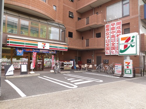 Convenience store. Seven-Eleven Nerima Hayamiya 2-chome up (convenience store) 104m