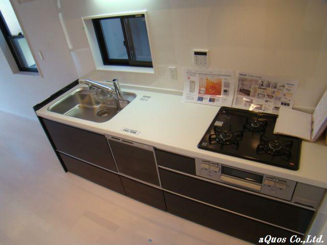 Same specifications photo (kitchen). Same specifications