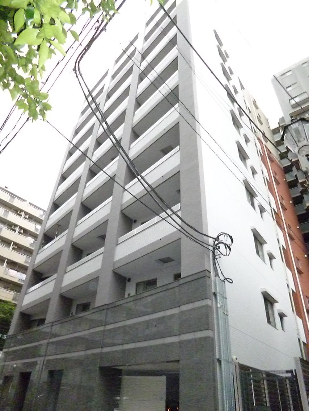 Local appearance photo. Local (10 May 2013) Shooting