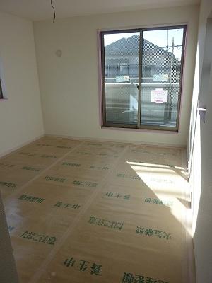 Non-living room. Indoor (12 May 2013) Shooting