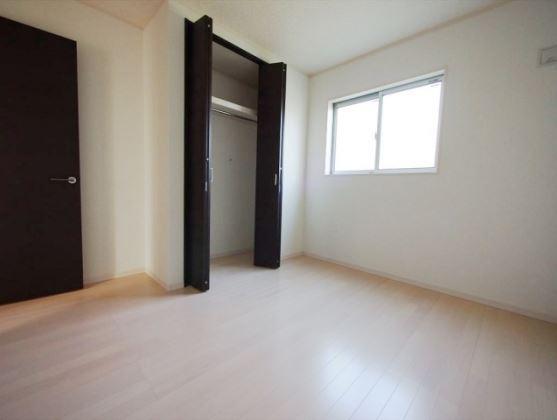 Same specifications photos (Other introspection). Same specifications