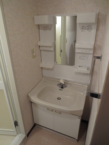 Washroom. Popular independent washroom