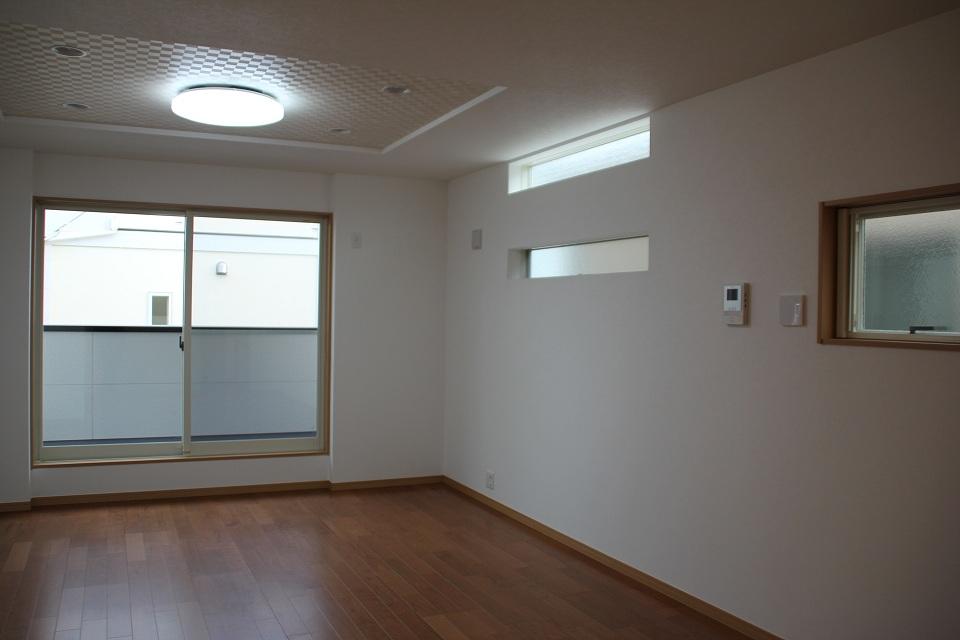 Same specifications photos (Other introspection). Same specifications