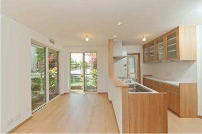 Kitchen. No. 2 place room (April 2013) Shooting