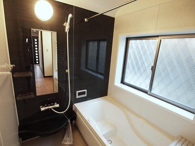 Same specifications photo (bathroom). - Per under construction [Same specifications Photos] It will be -