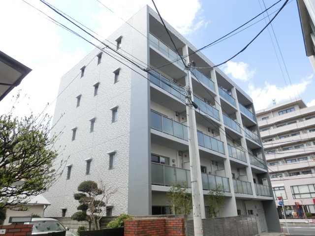 Building appearance. Under construction