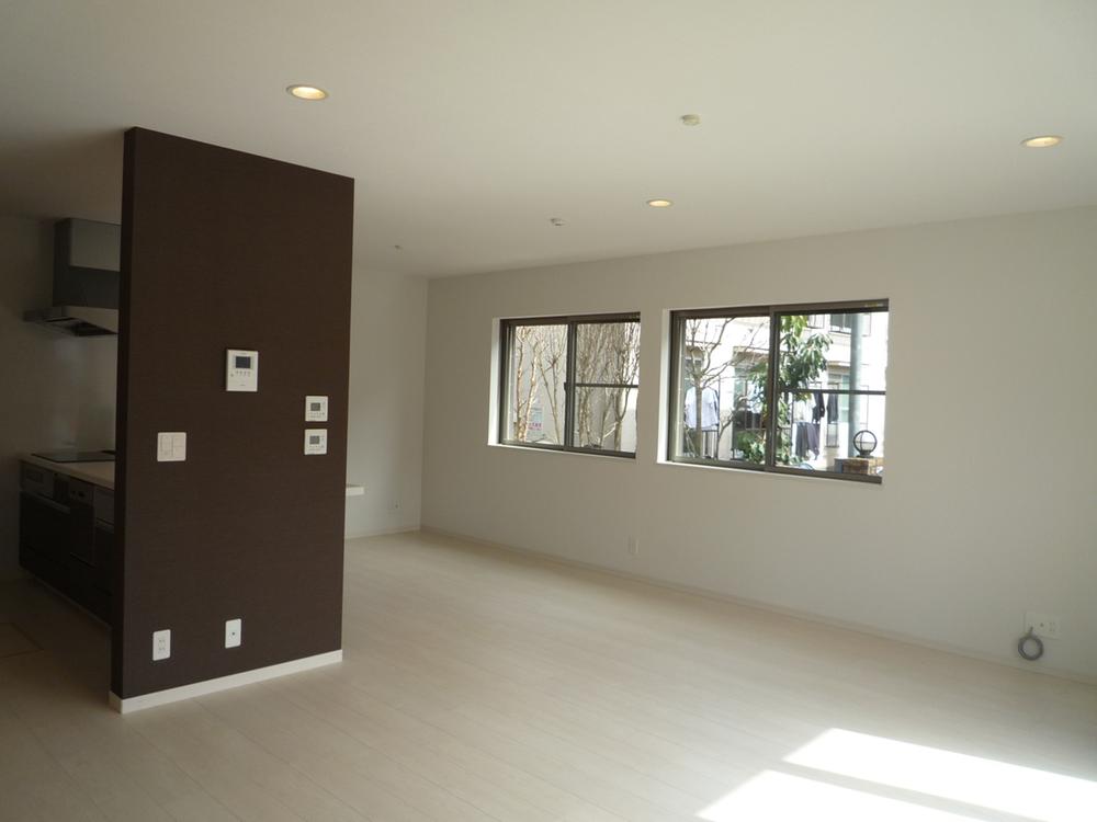 (Building 2) same specification