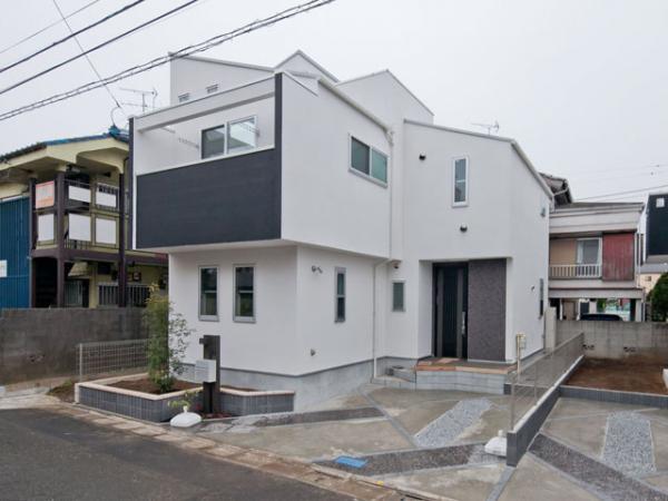 Local photos, including front road