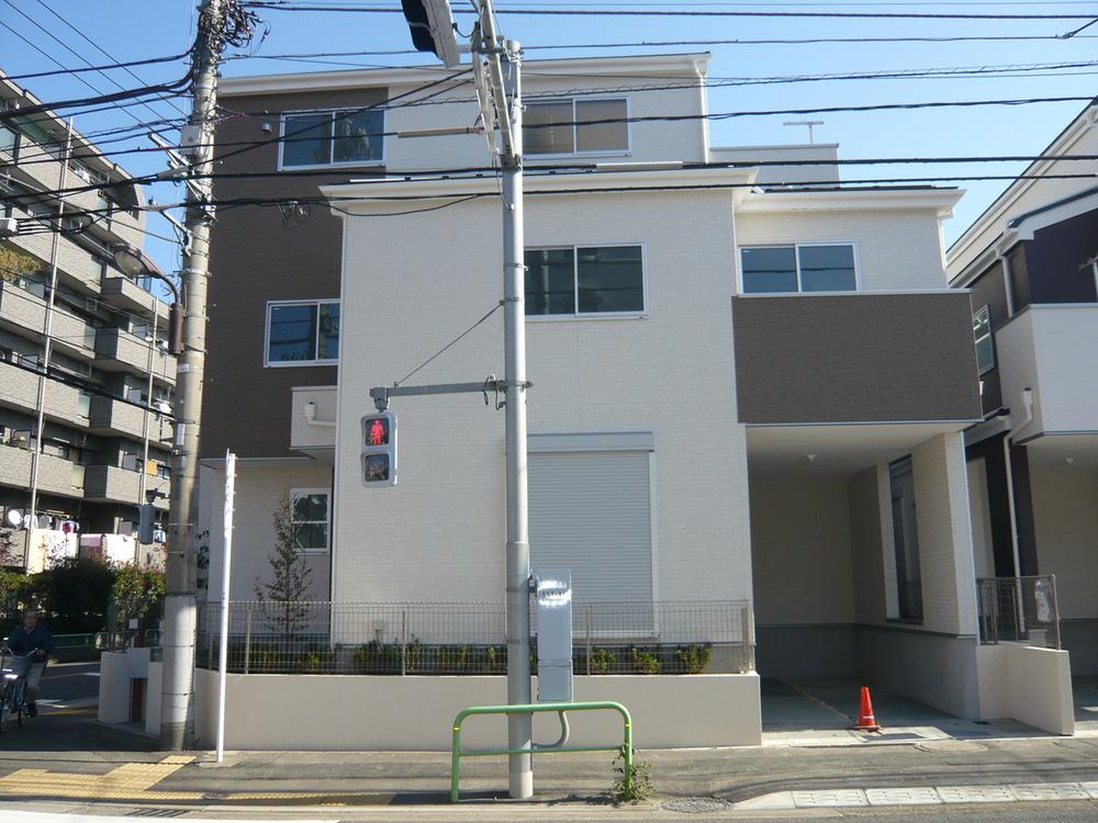 Local appearance photo. Local (November 5, 2013) Shooting