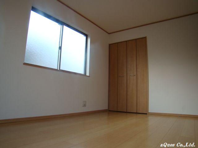 Non-living room. Indoor (11 May 2013) Shooting