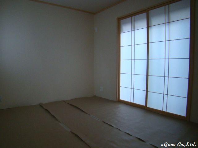 Non-living room. Indoor (11 May 2013) Shooting