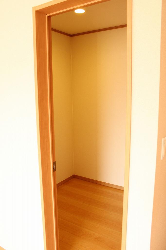 Receipt. Indoor (July 2013) Shooting