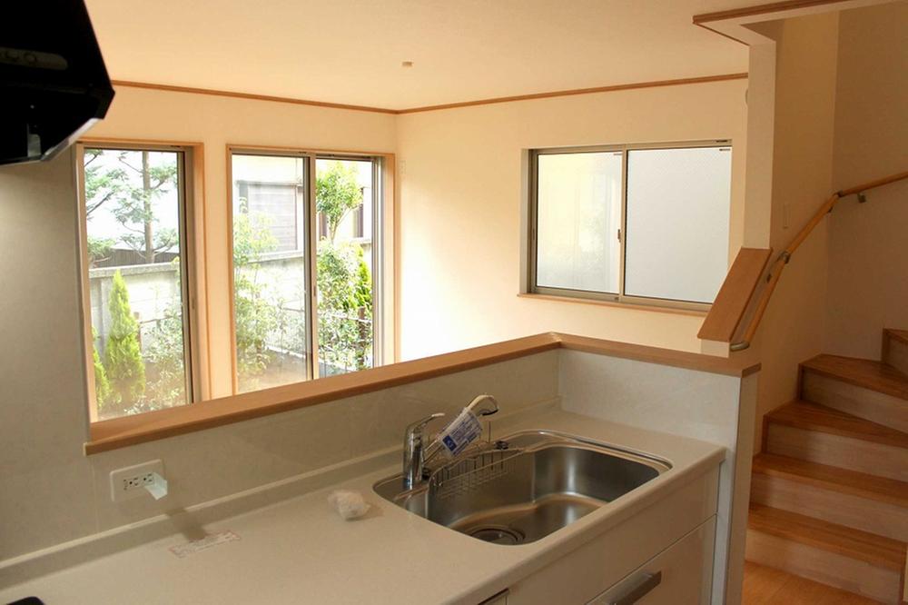 Living. Indoor (July 2013) Shooting Building 2 is LDK of living-in stairs to counter kitchen. 