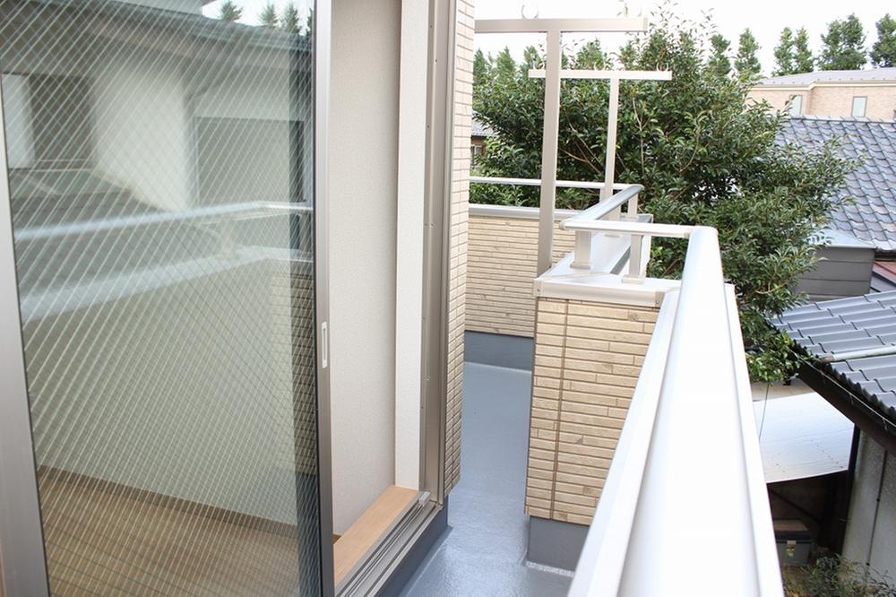 Balcony. Local (July 2013) Shooting