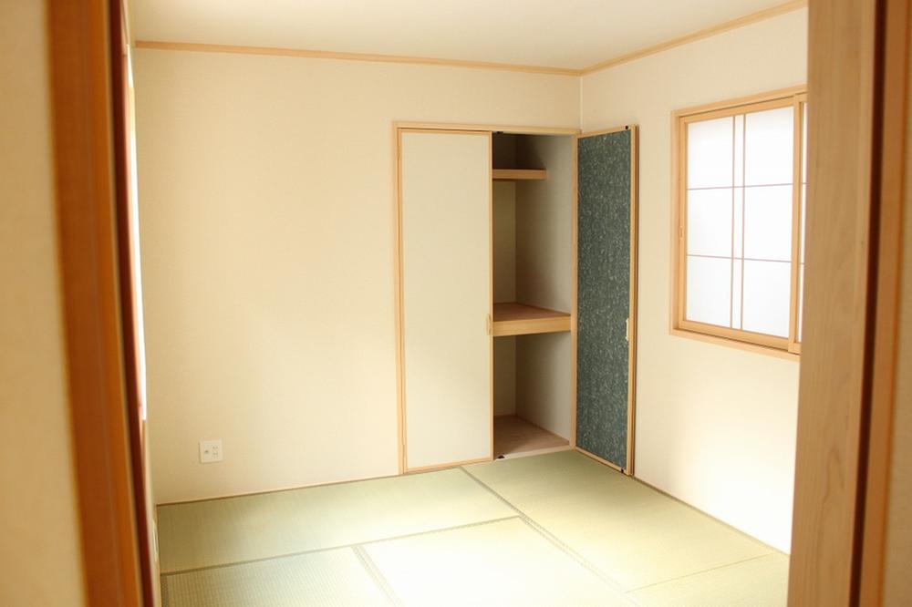 Non-living room. Room (August 2013) Shooting