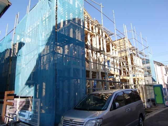 Local appearance photo. Current, It is in the framework construction. Morning 9:30 shooting