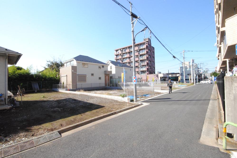 The entire compartment Figure. Compartment figure