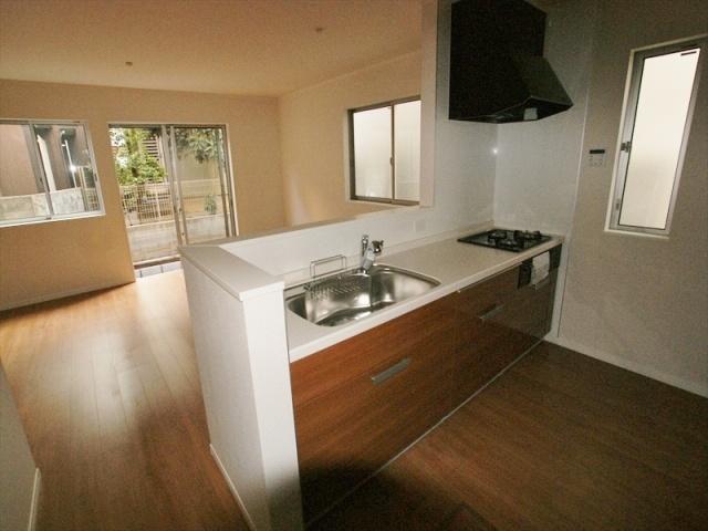 Same specifications photo (kitchen). Storage cabinet with plenty of luxury kitchen