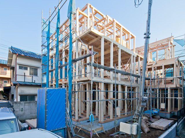 Local appearance photo. Building 2