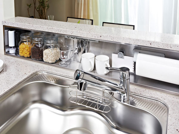 Kitchen.  [Hand area which also serves as a housing and blindfolded] Seasoning, such as frequent use is but I want to put in place the reach of hand, living ・ I do not want to be seen from the dining side. "Hand area box" to fulfill such a thought. And a flat counter type, You can select a kitchen with a hand area (free of charge ・ Application deadline Yes)