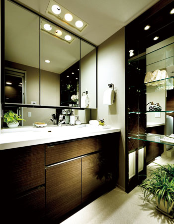 Bathing-wash room.  [Beautiful dresser] To reflect the opinions of our voice and professional hair make-up artist, Not only the space, Here we spend nor feeling your figure, To "clean", It is vanity.