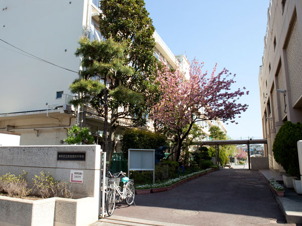 Surrounding environment. Municipal Kaishin fourth junior high school (a 25-minute walk ・ 1980m)