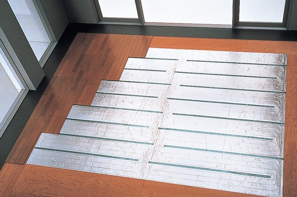 Warm gently the entire room from the feet [Floor heating] (Same specifications photo)