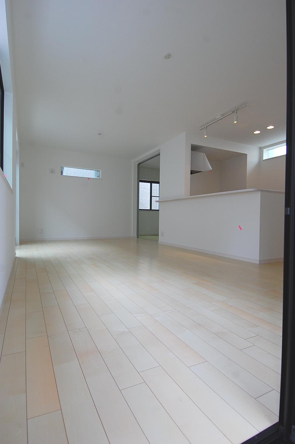 Living. Living (5 Building)