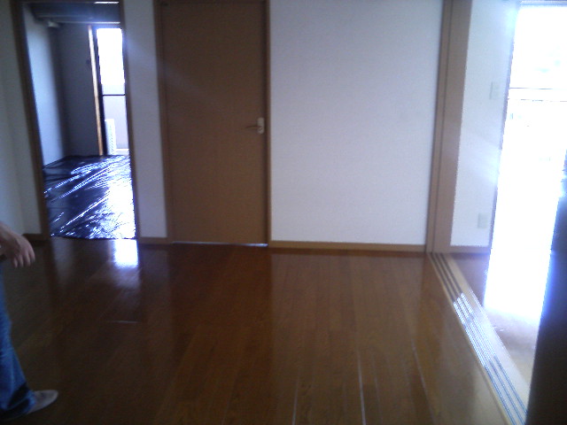 Living and room. Rare floor heating with a living in the rent!