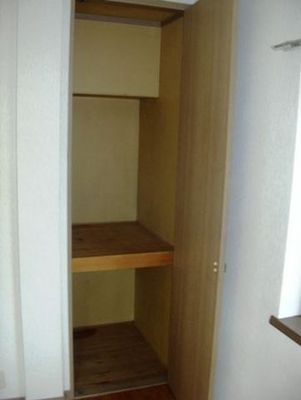 Receipt. Hammer housed there