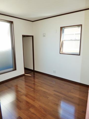 Non-living room. 3rd floor