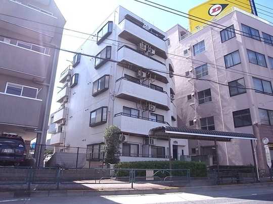 Local appearance photo