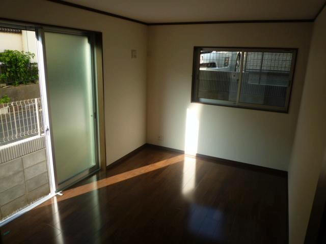 Other introspection. Western-style (11 May 2013) Shooting