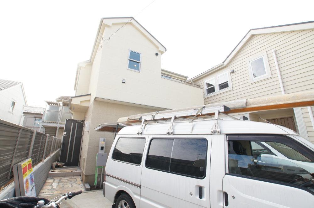 Local appearance photo. Ground 10-year warranty, Building 10 year warranty, With eco Jaws, Newly built single-family over Bell Power Board adopted to Asahi Kasei.