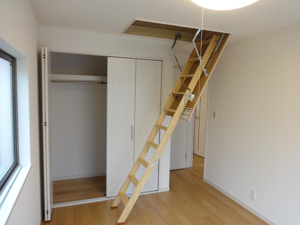 Non-living room. Indoor (10 May 2013) Shooting