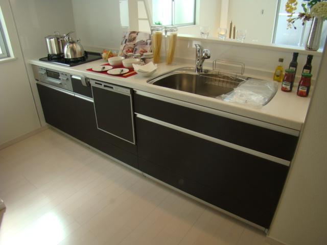 Same specifications photo (kitchen). Same specifications