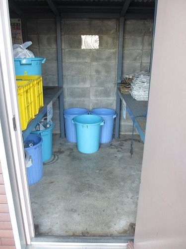 Other common areas. Garbage yard