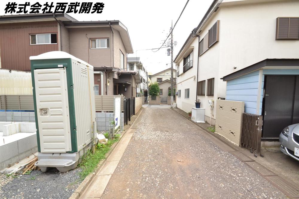 Local photos, including front road. Local (July 2013) Shooting