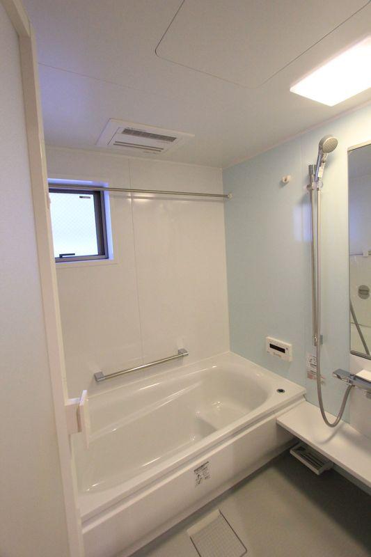 Bathroom. Oizumigakuen New construction