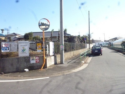 Other. 20m to the surrounding environment (other)