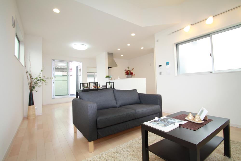 Living. A Building Living (November 2013) Shooting