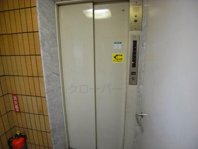 Other common areas. Elevator