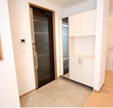 Same specifications photos (Other introspection). Entrance Example of construction