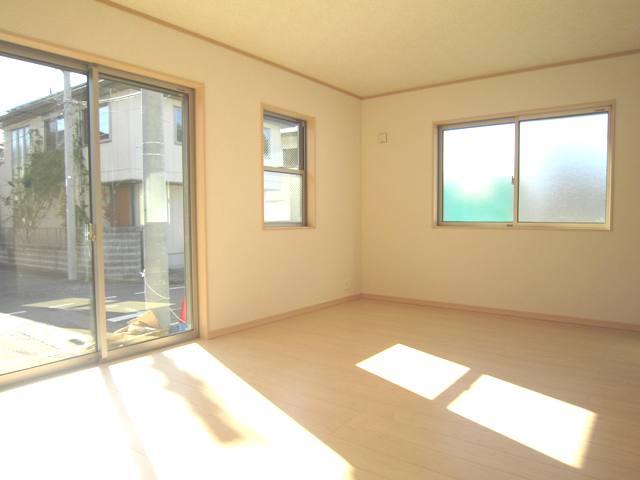 Living. Indoor (11 May 2013) Shooting