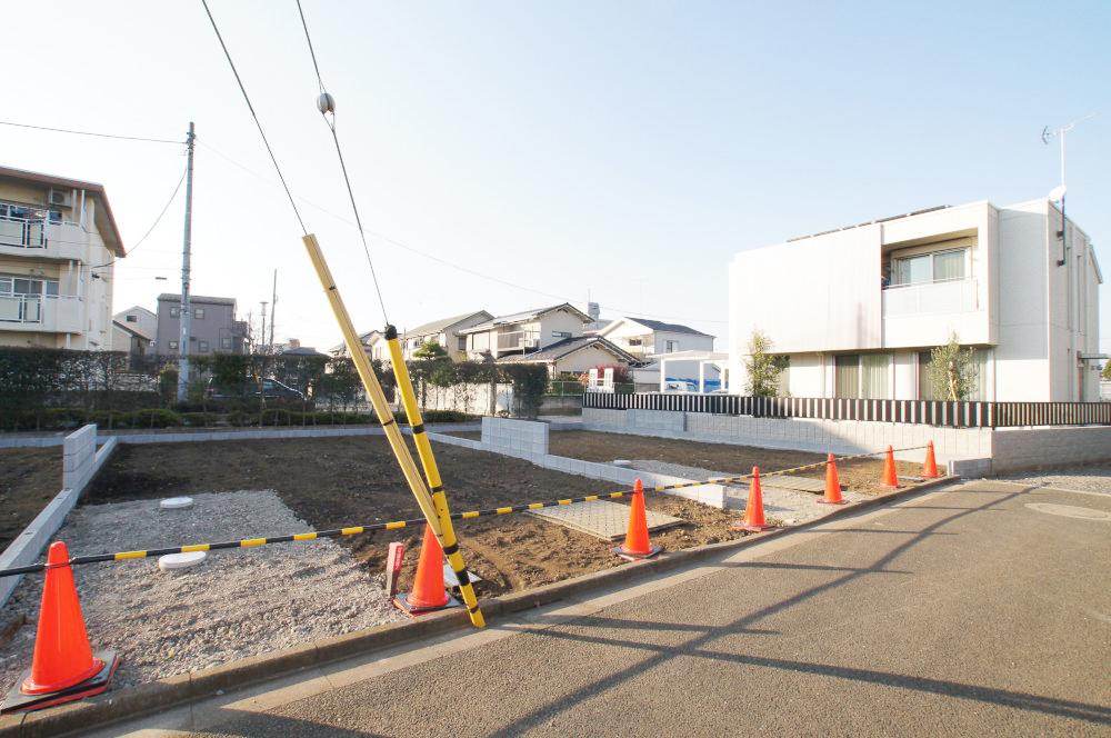 Local photos, including front road. Long-term high-quality housing. construction, It is with design performance evaluation report. 